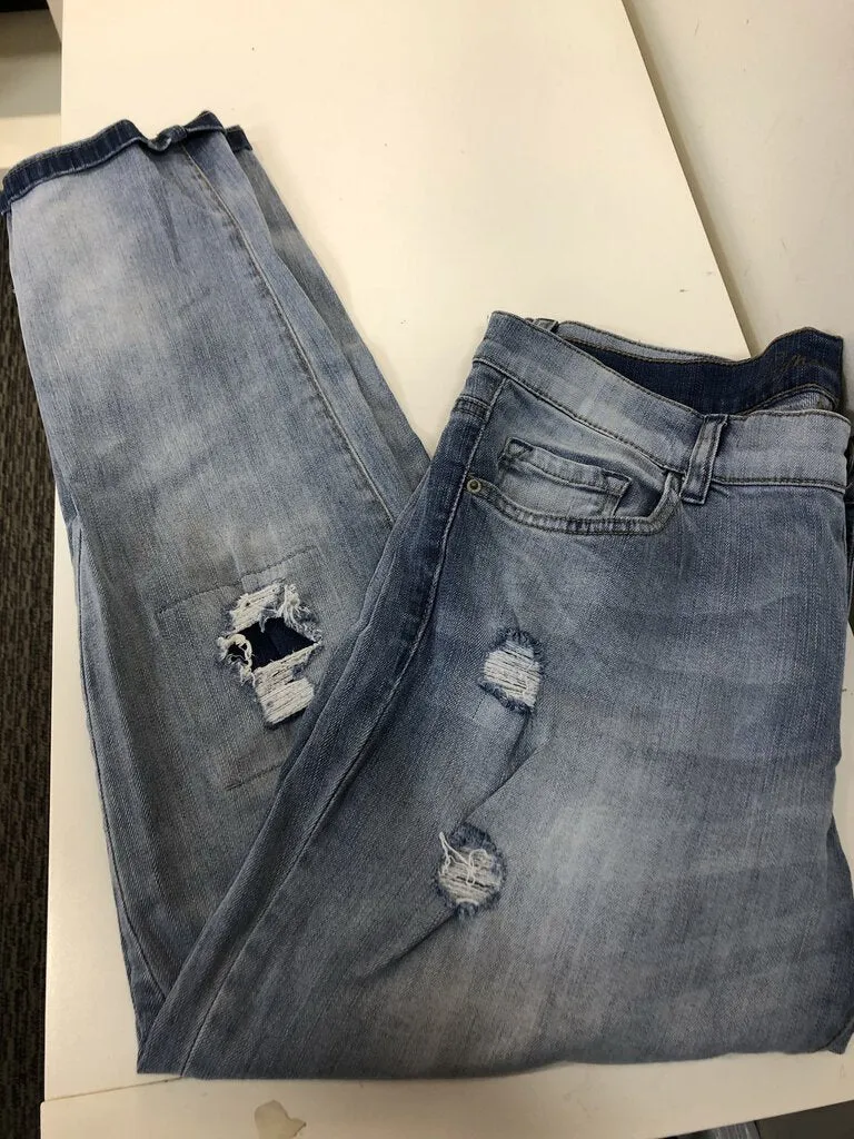 Dynamite skinny jeans 29
