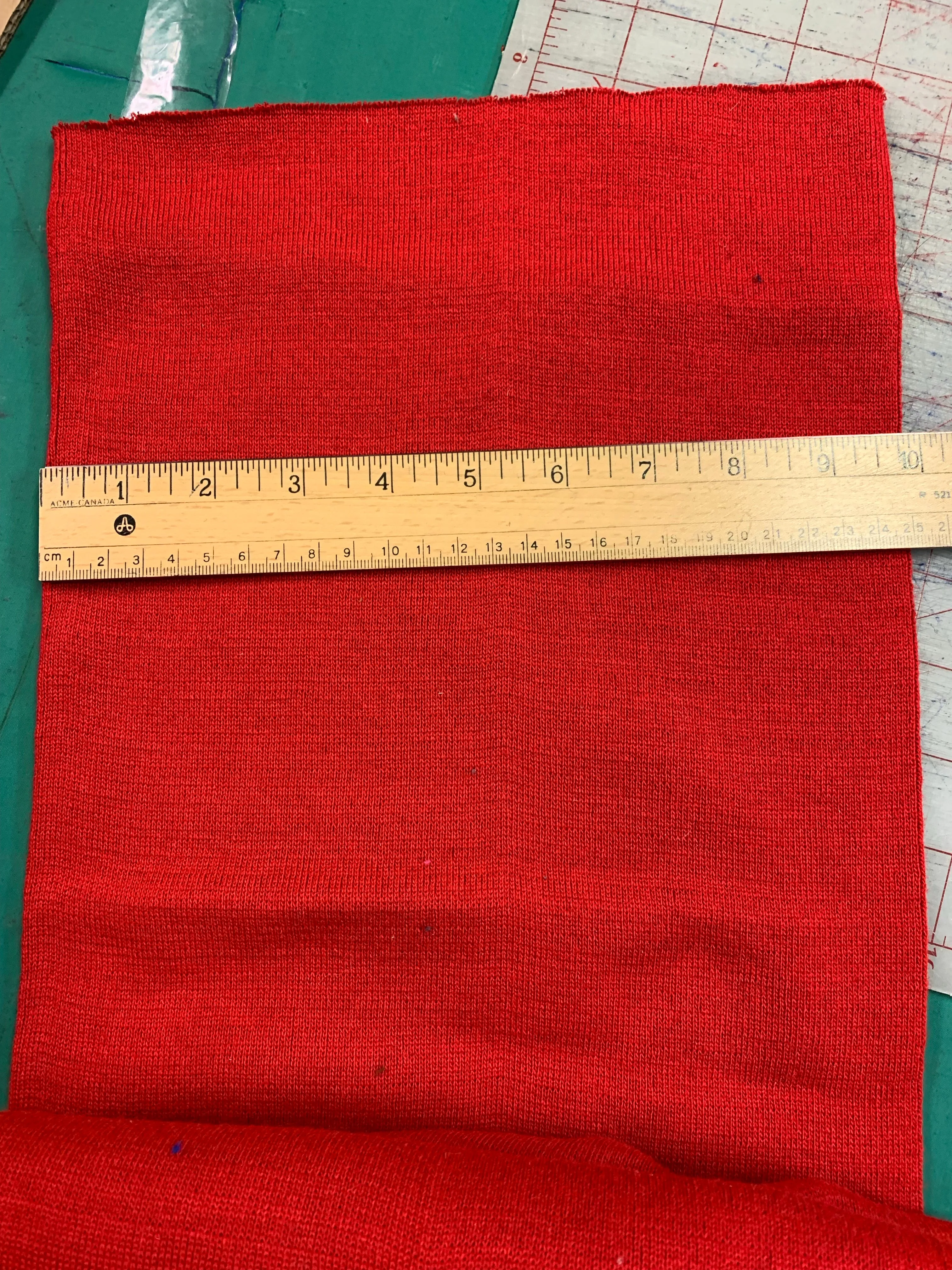 HEAVYWEIGHT ACRYLIC RIBBING - RED