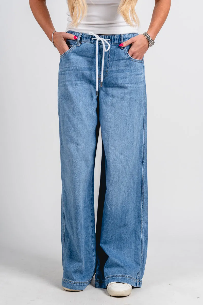Hidden wide leg jeans light wash
