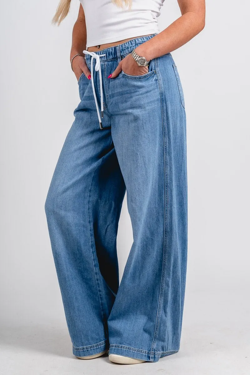 Hidden wide leg jeans light wash