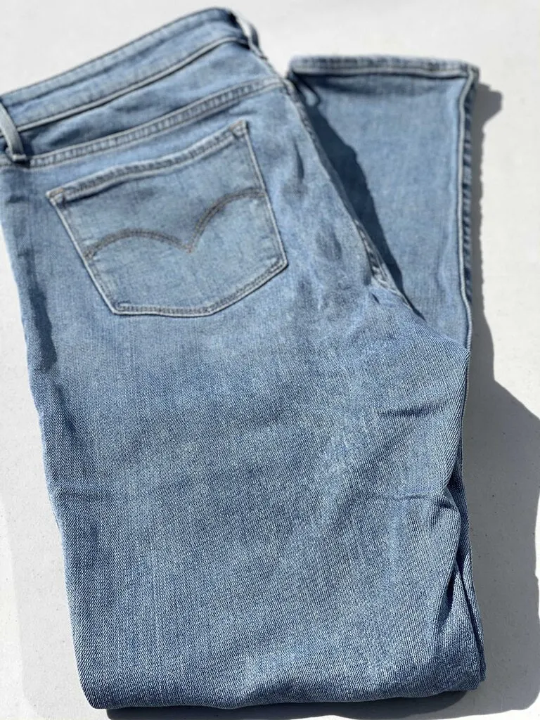 Levis Skinny Jeans 30