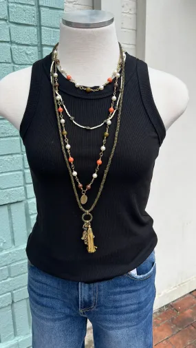 Sleeveless Fitted Ribbed Tank in Black